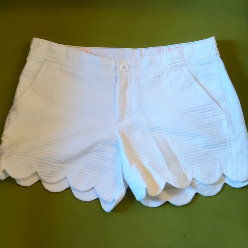 White Buttercup Shorts